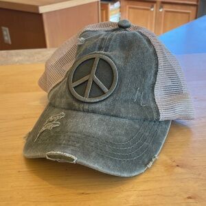 Gray Distressed Peace Sign Trucker Hat - criss cross